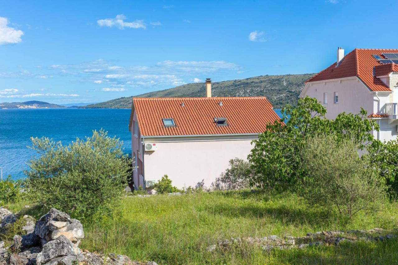 Apartments By The Sea Poljica, Trogir - 19316 Marina Exterior photo